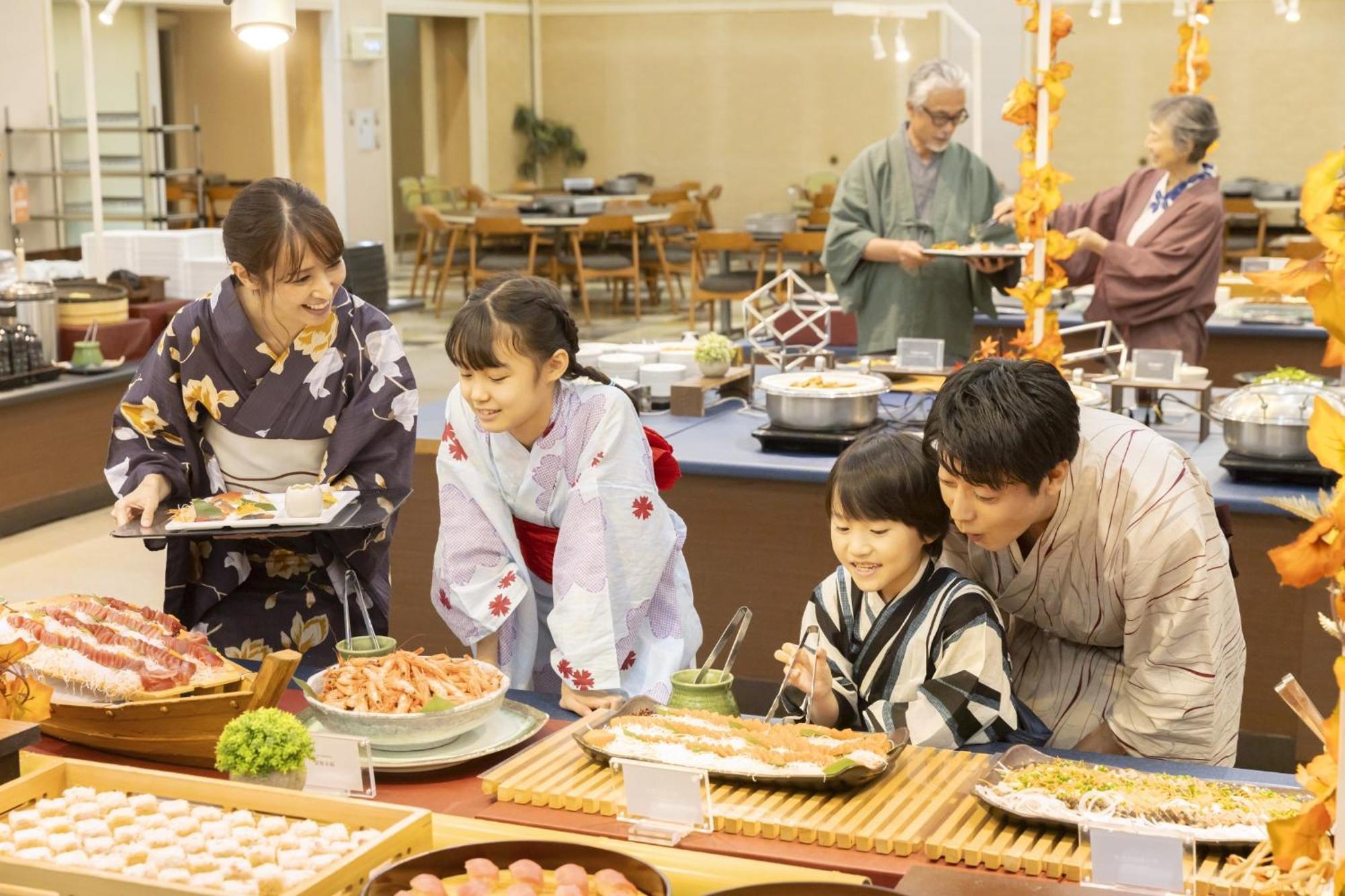 Отель Ooedo Onsen Monogatari Enakyo Экстерьер фото
